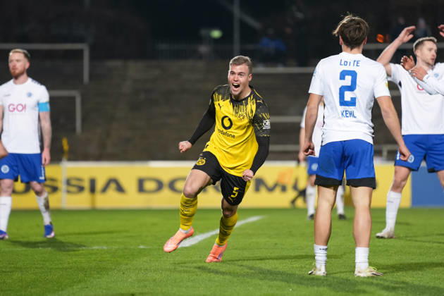 Friday, 30 01 2026 Season 2025 2026 20 Matchday Regionalliga West at Stadion Rote Erde, Dortmund, Germany BV Borussia Dortmund U23 Sportfreunde Lotte Goal celebration after the 1 1 by Mario Pejazic BVB