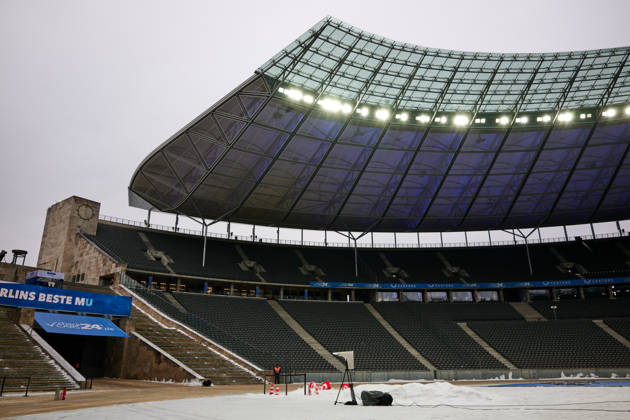 Mood picture Olympiastadion Berlin, Hertha BSC Berlin, wintry, GER, Hertha BSC vs ,SV Darmstadt 98, 2 Bundesliga, Season 2025 2026, 20 Matchday, 01 02 2026 DFL REGULATIONS PROHIBIT ANY USE OF PHOTOGRAPHS AS IMAGE SEQUENCES AND OR QUASI VIDEO GER, Hertha BSC vs ,SV Darmstadt 98, 2 Bundesliga, Season 2025 2026, 20 Matchday, 01 02 2026 Berlin Copyright: xClaudiusxRauch,xEibner-Pressefotox xClaudiusxRauchx EP_CRH