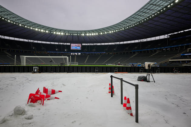 Mood picture Olympiastadion Berlin, Hertha BSC Berlin, wintry, GER, Hertha BSC vs ,SV Darmstadt 98, 2 Bundesliga, Season 2025 2026, 20 Matchday, 01 02 2026 DFL REGULATIONS PROHIBIT ANY USE OF PHOTOGRAPHS AS IMAGE SEQUENCES AND OR QUASI VIDEO GER, Hertha BSC vs ,SV Darmstadt 98, 2 Bundesliga, Season 2025 2026, 20 Matchday, 01 02 2026 Berlin Copyright: xClaudiusxRauch,xEibner-Pressefotox xClaudiusxRauchx EP_CRH