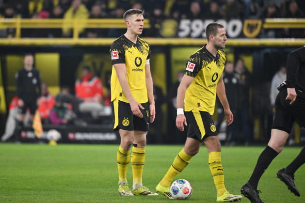 Nico Schlotterbeck Borussia Dortmund , Waldemar Anton Borussia Dortmund , v li 01 02 2026, Football 1 Bundesliga, Season 2025 2026, 20 Matchday, Borussia Dortmund 1 FC Heidenheim 3 2 DFL regulations prohibit any use of photographs as image sequences and or quasi video Dortmund Signal Iduna Park Nordrhein Westfalen Germany Team2