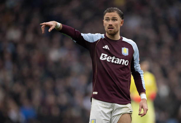 Aston Villa v Brentford - Premier League BIRMINGHAM, ENGLAND - FEBRUARY 1: Matty Cash of Aston Villa during the Premier League match between Aston Villa and Brentford at Villa Park on February 1, 2026 in Birmingham, United Kingdom. Birmingham Villa Park England United Kingdom Copyright: xVisionhausx 776340586