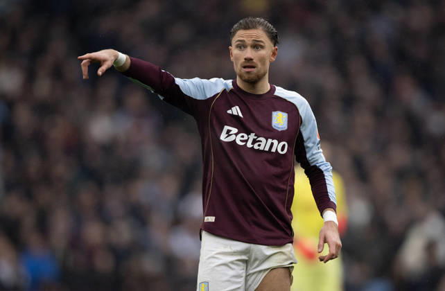 Aston Villa v Brentford - Premier League BIRMINGHAM, ENGLAND - FEBRUARY 1: Matty Cash of Aston Villa during the Premier League match between Aston Villa and Brentford at Villa Park on February 1, 2026 in Birmingham, United Kingdom. Birmingham Villa Park England United Kingdom Copyright: xVisionhausx 776340586