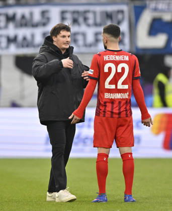Coach Coach Merlin Polzin Hamburger SV HSV explains Arijon Ibrahimovic 1 FC Heidenheim 1846 FCH 22 Reason for delay Change Substitution Substitution Substitution Shirt missing for substitute 1 FC Heidenheim 1846 FCH vs Hamburger SV HSV 07 02 2026 DFL REGULATIONS PROHIBIT ANY USE OF PHOTOGRAPHS AS IMAGE SEQUENCES AND OR QUASI VIDEO 1 FC Heidenheim 1846 FCH vs Hamburger SV HSV