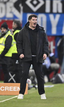 Coach Coach Merlin Polzin Hamburger SV HSV on the sidelines Gesture Gesture 1 FC Heidenheim 1846 FCH vs Hamburger SV HSV 07 02 2026 DFL REGULATIONS PROHIBIT ANY USE OF PHOTOGRAPHS AS IMAGE SEQUENCES AND OR QUASI VIDEO 1 FC Heidenheim 1846 FCH vs Hamburger SV HSV
