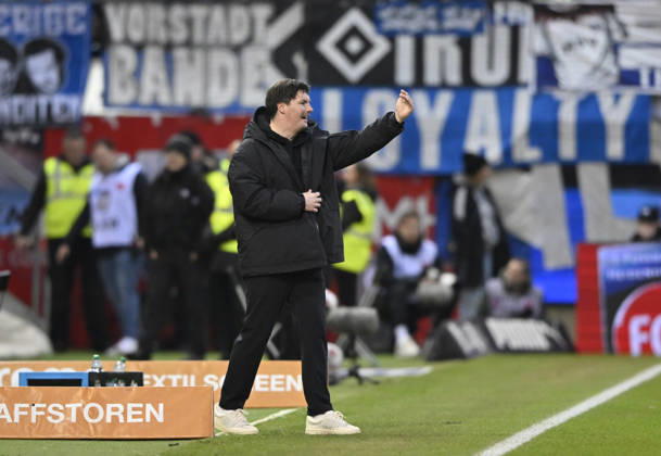 Coach Coach Merlin Polzin Hamburger SV HSV on the sidelines Gesture Gesture 1 FC Heidenheim 1846 FCH vs Hamburger SV HSV 07 02 2026 DFL REGULATIONS PROHIBIT ANY USE OF PHOTOGRAPHS AS IMAGE SEQUENCES AND OR QUASI VIDEO 1 FC Heidenheim 1846 FCH vs Hamburger SV HSV