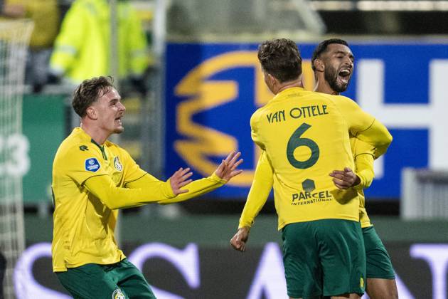SITTARD , 17-01-2026 , Fortuna Sittard Stadium , season 2025 2026 , Dutch Eredivisie football , match between Fortuna Sittard and Sparta , picture shows Fortuna Sittard player Yassin Oukili (r) celebrates the 2-1 Fortuna Sittard - Sparta x201379533x Copyright: