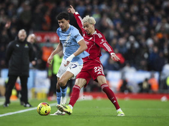 Liverpool v Manchester City, FA Premier League 08.02.26 Liverpool v Manchester City, FA Premier League Bradley Ormesher The Times Hugo Ekitiké of Liverpool and Matheus Nunes of Manchester City Copyright: xBradleyxOrmesherx NINTCHDBPICT001057455401