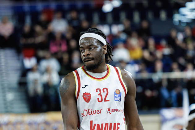 Charles Thompson Fitness First Wuerzburg Baskets, 32 GER, Rostock Seawolves vs Fitness First Wuerzburg Baskets, easycredit BBL, Basketball, Bundesliga, 19 Matchday, Season 2025 2026, 08 02 2026 GER, Rostock Seawolves vs Fitness First Wuerzburg Baskets, easycredit BBL, Basketball, Bundesliga, 19 Matchday, Season 2025 2026, 08 02 2026 Rostock Copyright: xEibner-Pressefoto DenverxEhrlichx EP_DEH