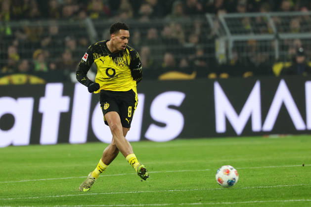 Dortmund, Germany, 13 02 26, Felix Nmecha Borussia Dortmund on the ball during the Bundesliga 1 match between Borussia Dortmund 1 FSV Mainz 05 at Signal Iduna Park in Dortmund Photo by Joachim Bywaletz DFB DFL REGULATIONS PROHIBIT ANY USE OF PHOTOGRAPHS AS IMAGE SEQUENCES AND OR QUASI VIDEO Copyright: JoachimxBywaletz xJB-Sportfoto