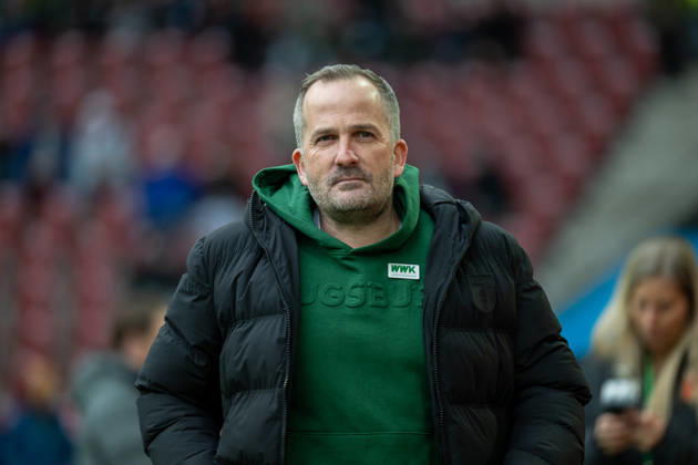 Manuel Baum FC Augsburg, Head Coach , GER, FC Augsburg vs 1 FC Heidenheim, Football, Bundesliga, Matchday 22, Season 2025 2026, 15 02 2026, DFL DFB REGULATIONS PROHIBIT ANY USE OF PHOTOGRAPHS AS IMAGE SEQUENCES AND OR QUASI VIDEO, GER, FC Augsburg vs 1 FC Heidenheim, Football, Bundesliga, Matchday 22, Season 2025 2026, 15 02 2026 Heidenheim Copyright: xEibner-Pressefotox EP_EER