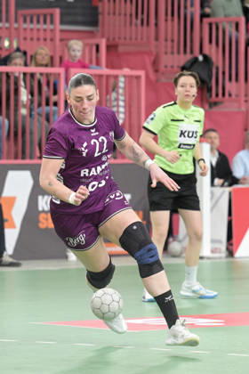 Gabriela Clausson Bitolo TusSies Metzingen, 22 TusSies Metzingen vs SV Union Halle Neustadt, Handball, Alsco HBF, 17 League Matchday, Season 2025 2026, 15 02 2026 TusSies Metzingen vs SV Union Halle Neustadt, Handball, Alsco HBF, 17 League Matchday, Season 2025 2026, 15 02 2026 Tuebingen Copyright: xEibner-Pressefoto TobiasxBaurx EP_TBR