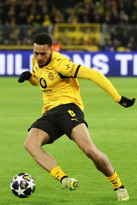 Dortmund, Germany, 17 02 26, Felix Nmecha Borussia Dortmund on the ball during the Champions League playoff match between Borussia Dortmund Atalanta Bergamo at Signal Iduna Park in Dortmund Photo by Joachim Bywaletz DFB DFL REGULATIONS PROHIBIT ANY USE OF PHOTOGRAPHS AS IMAGE SEQUENCES AND OR QUASI VIDEO Copyright: JoachimxBywaletz xJB-Sportfoto