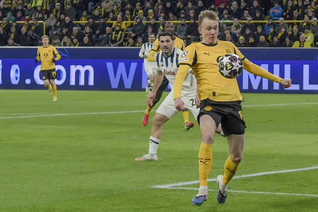 Penalty area scene Goal chance from Maximilian Beier Dortmund 14 17 02 2026 Soccer, Champions League, Borussia Dortmund vs Atalanta Bergamo , Signal Iduna Park, Dortmund, Copyright: xpepphotox xHorstxMauelshagenx pep00321, pep_20260217_hm_282696