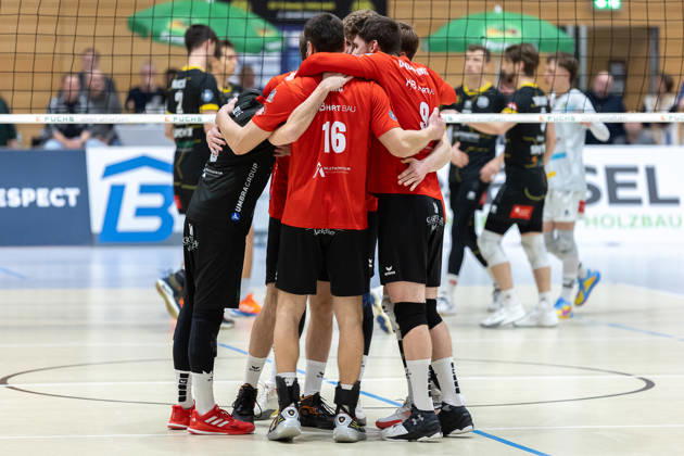 Team, squad, cheers, jubilation, positive emotions, positive emotion, SV Schwaig Volleyball CERATONIA Volleys Eltmann , Volleyball, 2 Bundesliga Sued, 22 Matchday, 21 02 2026 SV Schwaig Volleyball CERATONIA Volleys Eltmann , Volleyball, 2 Bundesliga Sued, 22 Matchday, 21 02 2026 Schwaig Copyright: xEibner-Pressefoto G.xSantemizx EP_GSZ