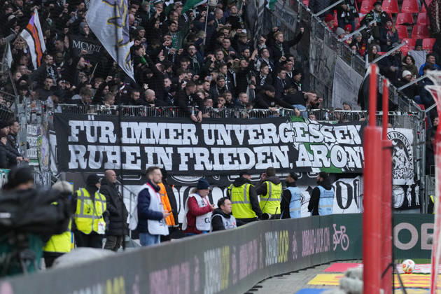 Banner of the fans and Ultras in the stands, Banner, Mourning , Germany, Football, 1 Bundesliga, Matchday 23, 2025 2026, SC Freiburg vs Borussia Mönchengladbach, 22 02 2026, Europa Park Stadion, Freiburg, Germany DFL REGULATIONS PROHIBIT ANY USE OF PHOTOGRAPHS AS IMAGE SEQUENCES AND OR QUASI VIDEO Freiburg Europa Park Stadion Baden Württemberg Germany Copyright: xArnexAmbergx