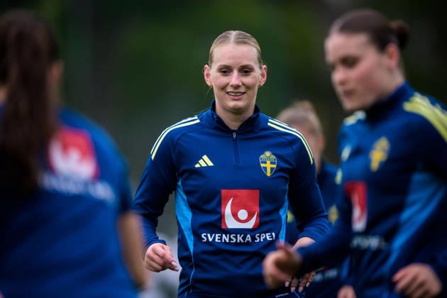 260225 Stina Blackstenius of the Swedish women s national football at a training session on February 25, 2026 in Albufeira Photo Ludvig Thunman BILDBYRAN code LT LT0773 fotboll football soccer fotball träning practice training sverige sweden dam bbeng  Copyright: LUDVIGxTHUNMAN BB260225LT003