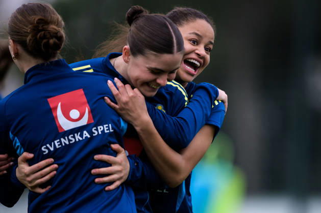 260225 Felicia Schröder of the Swedish women s national football at a training session on February 25, 2026 in Albufeira Photo Ludvig Thunman BILDBYRAN code LT LT0773 fotboll football soccer fotball träning practice training sverige sweden dam bbeng Copyright: LUDVIGxTHUNMAN BB260225LT010
