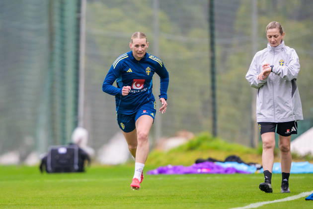 260225 Stina Blackstenius of the Swedish women s national football at a training session on February 25, 2026 in Albufeira Photo Ludvig Thunman BILDBYRAN code LT LT0773 fotboll football soccer fotball träning practice training sverige sweden dam bbeng  Copyright: LUDVIGxTHUNMAN BB260225LT024