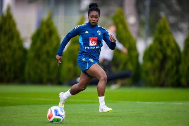 260225 Monica Jusu Bah of the Swedish women s national football at a training session on February 25, 2026 in Albufeira Photo Ludvig Thunman BILDBYRAN code LT LT0773 fotboll football soccer fotball träning practice training sverige sweden dam bbeng  Copyright: LUDVIGxTHUNMAN BB260225LT032