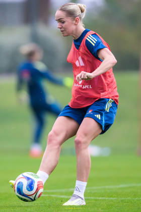 260225 Hanna Lundkvist of the Swedish women s national football at a training session on February 25, 2026 in Albufeira Photo Ludvig Thunman BILDBYRAN code LT LT0773 fotboll football soccer fotball träning practice training sverige sweden dam bbeng  Copyright: LUDVIGxTHUNMAN BB260225LT042