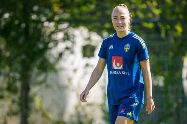 260226 Hanna Bennison of the Swedish women s national football team at a training session on February 26, 2026 in Albuferia Photo Ludvig Thunman BILDBYRAN code LT LT0774 fotboll football soccer fotball träning practice training sverige sweden dam bbeng  Copyright: LUDVIGxTHUNMAN BB260226LT016