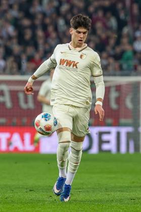 Rodrigo Ribeiro 21 FC Augsburg , FC Augsburg vs 1 FC Koeln, Football, 1 Bundesliga, 24 Matchday, 27 02 2026 DFB regulations prohibit any use of photographs as image sequences and or quasi video Augsburg Bayern Germany Copyright: xkolbert-press ChristianxKolbertx