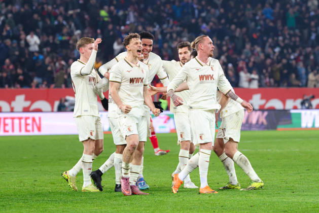 Team FC Augsburg Goal for 2 0 at the match between FC Augsburg v 1 FC Köln, Football, Men, Bundesliga, 2025 2026, 24 Matchday on 27 02 2026 in Augsburg, WWK ARENA DFL and DFB regulations prohibit any use of photographs as image sequences and or quasi video Bayern Germany
