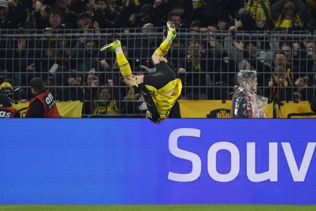 DORTMUND - Daniel Svensson of Borussia Dortmund celebrates the 2-2 during the Bundesliga match between Borussia Dortmund and FC Bayern Munich at Signal Iduna Park stadium on February 28, 2025, in Dortmund, Germany. MAURICE VAN STEEN ANP Bundesliga 2025-2026 xVIxANPxSportx xMauricexvanxSteenxIVx 552033827 originalFilename: 552033827