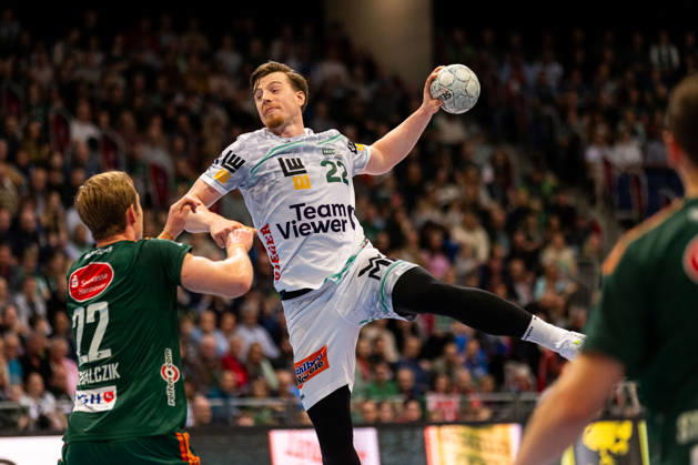 Erik PERSSON FRISCH AUF Goeppingen, 22 scores a goal, Action, Goal throw GER, TSV Hannover Burgdorf vs FRISCH AUF Goeppingen, Handball, Bundesliga, Matchday 23, Season 2025 2026, 01 03 2026, GER, TSV Hannover Burgdorf vs FRISCH AUF Goeppingen, Handball, Bundesliga, Matchday 23, Season 2025 2026, 01 03 2026, Hannover Copyright: xEibnerxPressefoto OliverxSchmidtx EP_OST