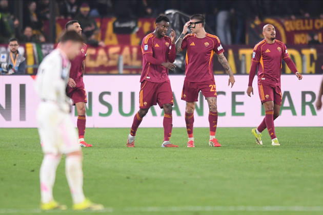 Foto IPP Luciano Adriani Roma 01 03 2026 Campionato di Calcio Serie A 2025 2026 Roma vs Juventus Nella foto: Evan Ndicka terzo da destra dopo il gol segnato Italy Photo Press - World Copyright Roma italy Italia ITALY Copyright: xR4924_italyphotopressx