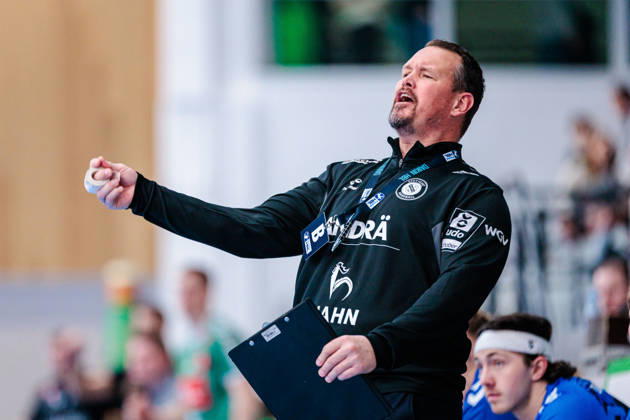 Misha Kaufmann TVB Stuttgart, Coach gestures GER, GWD Minden vs TVB Stuttgart, Handball, 1 Bundesliga, Matchday 23, Season 2025 2026, 01 03 2026 GER, GWD Minden vs TVB Stuttgart, Handball, 1 Bundesliga, Matchday 23, Season 2025 2026, 01 03 2026 Minden Copyright: xEibner-Pressefoto JanxRollingerx EP_JSK