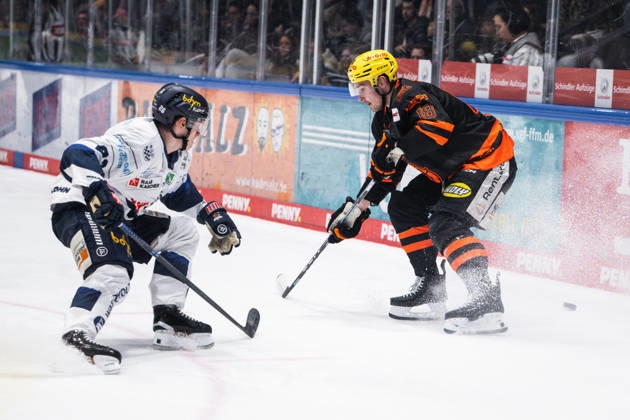 Eric Bua Loewen Frankfurt, 18 GER, Loewen Frankfurt vs Iserlohn Roosters, Ice Hockey, Penny DEL, 49 Matchday, Season 2025 2026, 06 03 2026 Eibner Pressefoto Attila Ziga GER, Loewen Frankfurt vs Iserlohn Roosters, Ice Hockey, Penny DEL, 49 Matchday, Season 2025 2026, 06 03 2026 Frankfurt Copyright: xEibner-Pressefotox EP_AZA