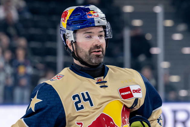 Ryan Murphy EHC Red Bull Muenchen, 24 GER, EHC Red Bull Muenchen vs Grizzlys Wolfsburg, Ice Hockey, DEL, 49 Matchday, Season 2025 2026, 06 03 2026 GER, EHC Red Bull Muenchen vs Grizzlys Wolfsburg, Ice Hockey, DEL, 49 Matchday, Season 2025 2026, 06 03 2026 Muenchen Copyright: xEibner-Pressefoto HeikexFeinerx EP_HFR