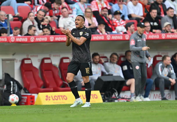 Football I Men I Season 2025 2026 I Bundesliga I 25 Matchday I 1 FSV Mainz 05 VFB Stuttgart I 07 03 2026 Jamie Leweling 18, VFB Stuttgart motivates his team Mainz MEWA Arena Rheinland Pfalz Germany Copyright: xLobeca MaraxWolfx