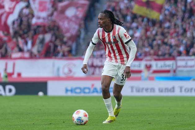 Jordy Makengo SC Freiburg, 33 on the ball , Germany, Soccer, 1 Bundesliga, 25 Matchday, 2025 2026, SC Freiburg vs Bayer 04 Leverkusen, 07 03 2026, Europa Park Stadion, Freiburg, Germany DFL REGULATIONS PROHIBIT ANY USE OF PHOTOGRAPHS AS IMAGE SEQUENCES AND OR QUASI VIDEO Freiburg Europa Park Stadion Baden Württemberg Germany Copyright: xArnexAmbergx