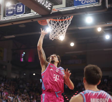Michael Kessens Telekom Baskets Bonn vs SYNTAINICS MBC 23 Speiltag season 2025 26