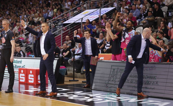 Coach Marko Stankovic Telekom Baskets Bonn vs SYNTAINICS MBC 23 Speiltag season 2025 26