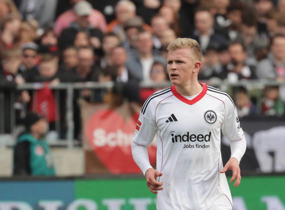 Jonathan Burkhardt Eintracht Frankfurt Football, 1 BL, Season 2025 2026, Men, FC St Pauli vs Eintracht Frankfurt, 0 0 DFL REGULATIONS PROHIBIT ANY USE OF PHOTOGRAPHS AS IMAGE SEQUENCES AND OR QUASI VIDEO