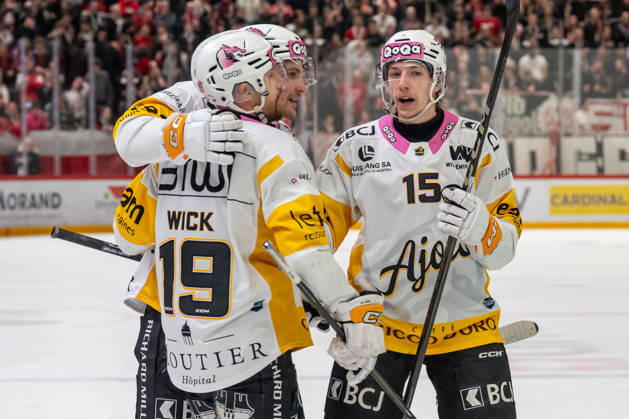 NL : Lausanne HC - HC Ajoie 09.03.2026, Lausanne, Vaudoise Arena, NL: Lausanne HC - HC Ajoie. Jeremy Wick (19, HC Ajoie) celebrates his goal 2-2 during the Swiss National League Ice hockey, Eishockey championship 2025-2026 match between Lausanne HC and HC Ajoie the Monday 09.03.2026 at the Vaudoise Arena in Lausanne, Switzerland. Lausanne Vaudoise Arena Vaud Switzerland Copyright: xMediafabxPhotographyxFabricexDexGasperisx MEDIAFAB-HOCKEY-LHC-HCA-09.03.2026-HOC_7589