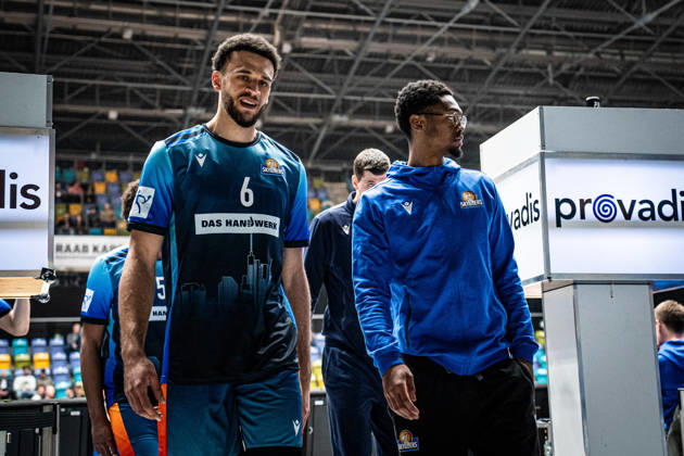 08 03 2026, xhfmx, Basketball easyCredit BBL Bundesliga, Frankfurt Skyliners Bamberg Baskets v l Moses Pölking Skyliners Frankfurt , Desmond Watson Skyliners Frankfurt DFL DFB REGULATIONS PROHIBIT ANY USE OF PHOTOGRAPHS as IMAGE SEQUENCES and or QUASI VIDEO Frankfurt am Main