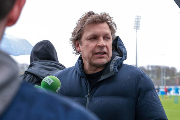 11 03 2026 Football training of FC Schalke 04 Media round with Director of Professional Football Youri Mulder FC Schalke 04 Gelsenkirchen Training ground FC Schalke 04 NRW Germany xRHR PHOTO YYx Copyright: RHR-FOTOx RHR-FOTO YY