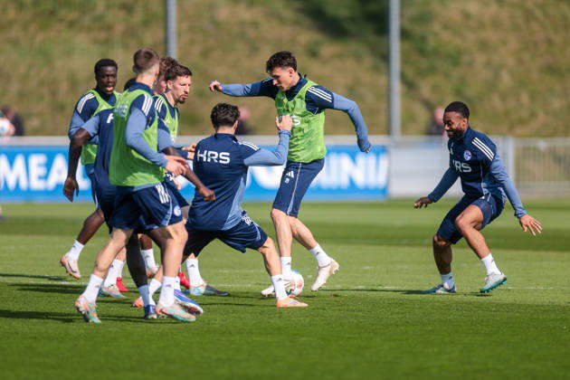 19 03 2026, Football, Training of FC Schalke 04 v l Dejan Ljubicic FC Schalke 04 Moussa Sylla FC Schalke 04 Gelsenkirchen Training ground FC Schalke 04 NRW Germany xRHR PHOTO YYx Copyright: RHR-FOTOx RHR-FOTO YY