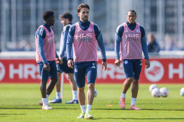 19 03 2026, Football, Training of FC Schalke 04 Kenan Karaman FC Schalke 04 Gelsenkirchen Training ground FC Schalke 04 NRW Germany xRHR PHOTO YYx Copyright: RHR-FOTOx RHR-FOTO YY
