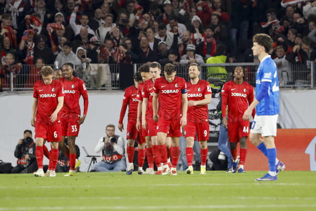 Goal celebration SC Freiburg at 5 1 by Maximilian Eggestein SC Freiburg, 08 , Germany, Football, UEFA Europa League, Round of 16, 2025 2026, SC Freiburg vs KRC Genk, 19 03 2026, Freiburg im Breisgau Europa Park Stadion Germany Copyright: xGrantxHubbsx