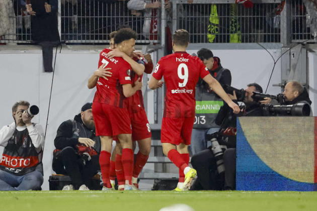 Goal celebration SC Freiburg at 5 1 by Maximilian Eggestein SC Freiburg, 08 , Germany, Football, UEFA Europa League, Round of 16, 2025 2026, SC Freiburg vs KRC Genk, 19 03 2026, Freiburg im Breisgau Europa Park Stadion Germany Copyright: xGrantxHubbsx