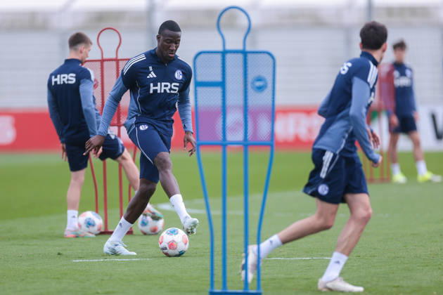 24 03 2026, Football, Training of FC Schalke 04 Bryan Lasme FC Schalke 04 Gelsenkirchen Training ground FC Schalke 04 NRW Germany xRHR PHOTO YYx Copyright: RHR-FOTOx RHR-FOTO YY