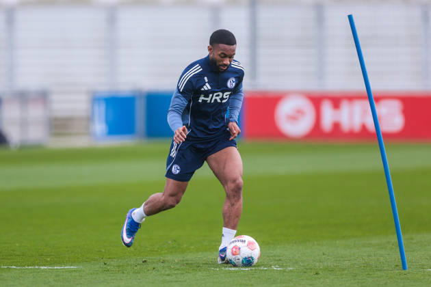 24 03 2026, Football, Training of FC Schalke 04 Moussa Sylla FC Schalke 04 Gelsenkirchen Training ground FC Schalke 04 NRW Germany xRHR PHOTO YYx Copyright: RHR-FOTOx RHR-FOTO YY