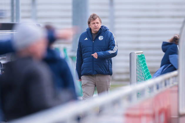 24 03 2026, Football, Training of FC Schalke 04 Director Professional Football Youri Mulder FC Schalke 04 Gelsenkirchen Training ground FC Schalke 04 NRW Germany xRHR PHOTO YYx Copyright: RHR-FOTOx RHR-FOTO YY