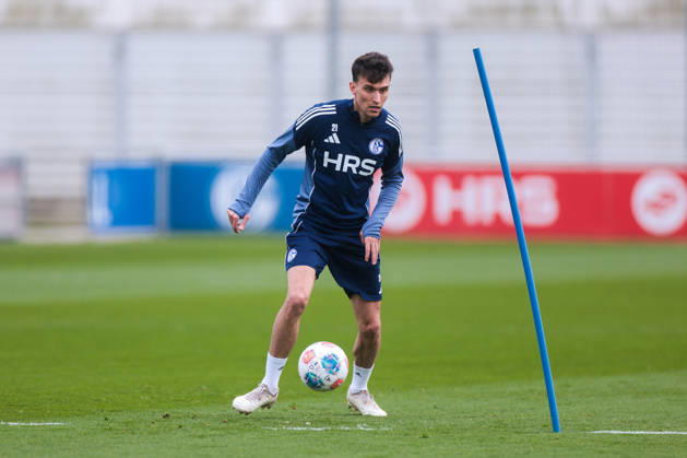 24 03 2026, Football, Training of FC Schalke 04 Dejan Ljubicic FC Schalke 04 Gelsenkirchen Training ground FC Schalke 04 NRW Germany xRHR PHOTO YYx Copyright: RHR-FOTOx RHR-FOTO YY