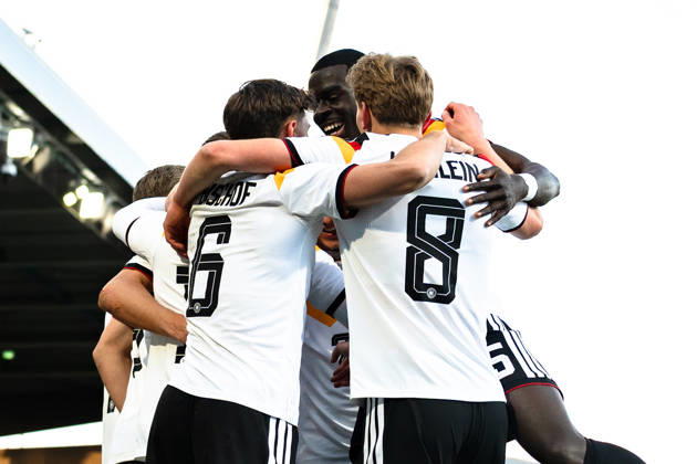 Germany U21 European Championship Qualification 2025 2026, Germany U21 vs Northern Ireland U21, Friday 27 03 2026, Eintracht Stadion Braunschweig DFB U21 Nationalmannschaft Goal for 1 0 by NicolÃ² Tresoldi Penalty kick Cheers Joy Emotions Goal celebration Tom Bischof Aljoscha Kemlein Joshua Quarshie Copyright: xCelinaxLeiersx